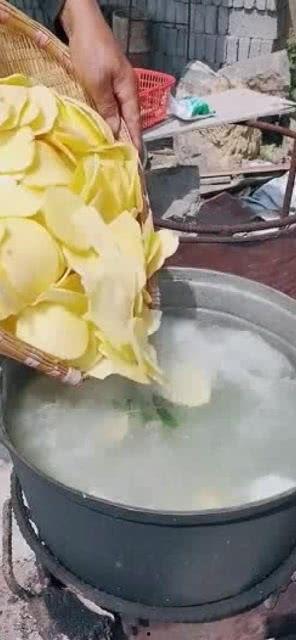 别人吃瓜我吃薯片,共享快乐时光