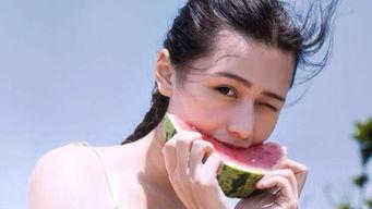 吃瓜女晃头,揭秘娱乐圈幕后风云