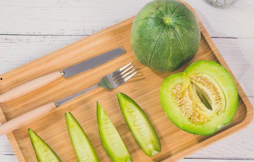 每天都在围观吃瓜,紧跟热点，畅享娱乐盛宴