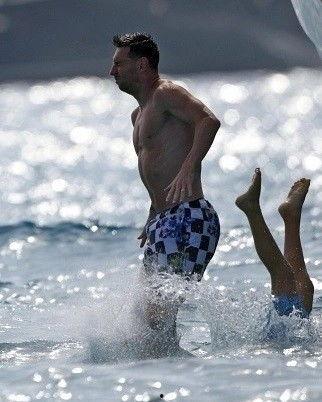 梅西吃瓜视频全集