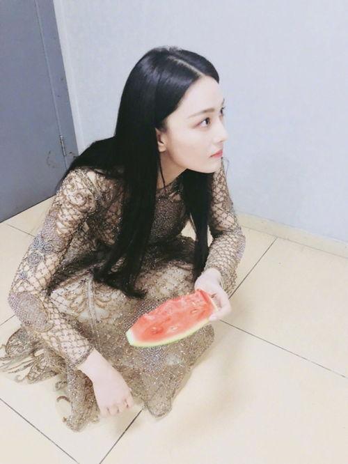 徐东东吃瓜,揭秘娱乐圈幕后故事