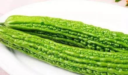 万伊吃瓜,揭秘娱乐圈幕后故事