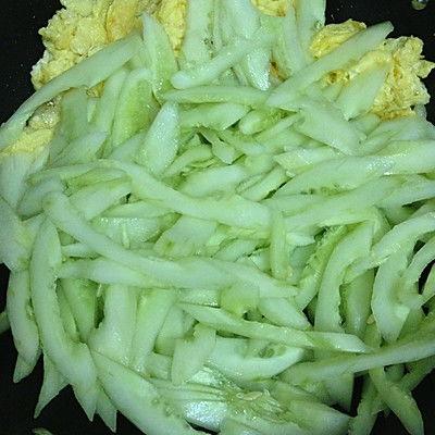葫瓜炒蛋可以吃吗,葫芦瓜炒蛋，营养与口感并存