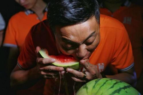 今夜在线吃瓜,一起在线吃瓜，揭秘娱乐圈最新热点