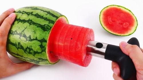 兴宁小奇葩吃瓜,揭秘当地独特美食文化