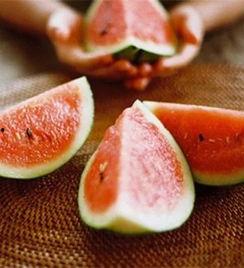 蒙头吃瓜,揭秘网络热点的背后真相