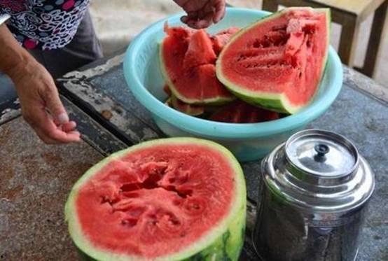 口渴摘个瓜吃,一瓜解千愁