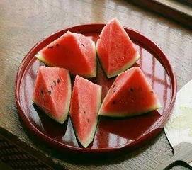 吃瓜卖钱,吃瓜群众如何通过分享瓜料实现财富增值