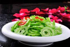 胃炎吃凉瓜吗,胃炎患者适宜食用凉瓜的饮食建议